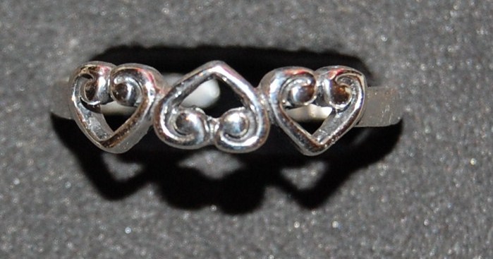 925 Sterling Silver Toe Ring Adjustable 3 Heart 4.5mm 3898S