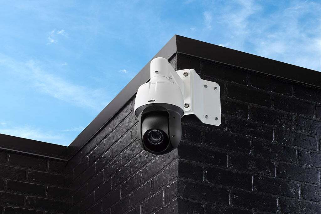 Lorex Corner Mount Bracket AUX-1W
