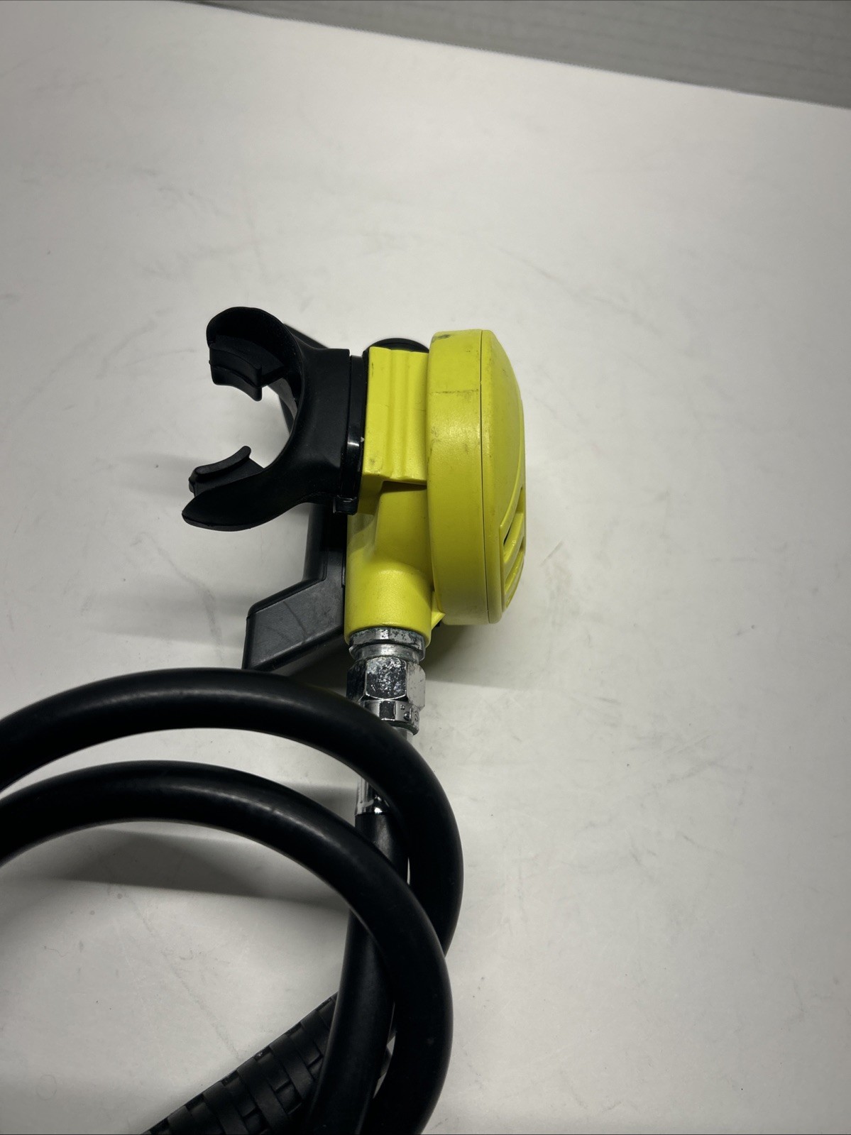 U.S. Divers Octo. Second Stage Regulator With Hose. Tested And Working. Scuba