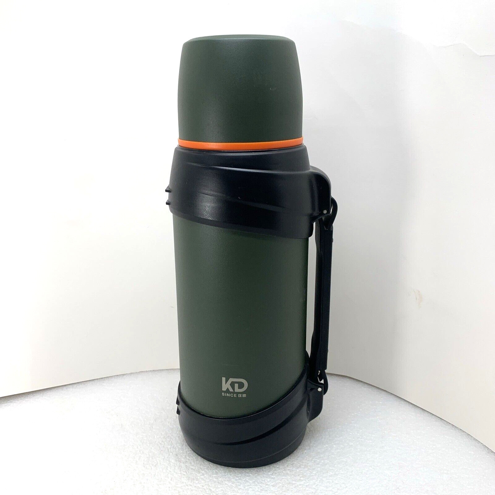 KD BPA Free 2000ml Double Wall Green Sport Traveling Pot Insulated Water Bottle