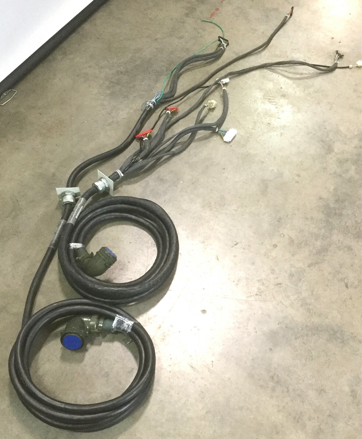 Kawasaki JS005 Robot Arm Power and Feedback Cables 50979 -1269L05 -1270L05