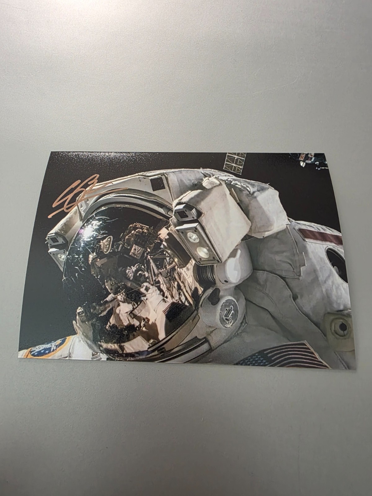 REID WISEMAN - Repro Autograph - Approx 10x14 (1512)