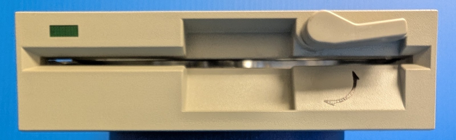 TEAC  FD-55GFR-149-U5 FLOPPY 5.25 Beige