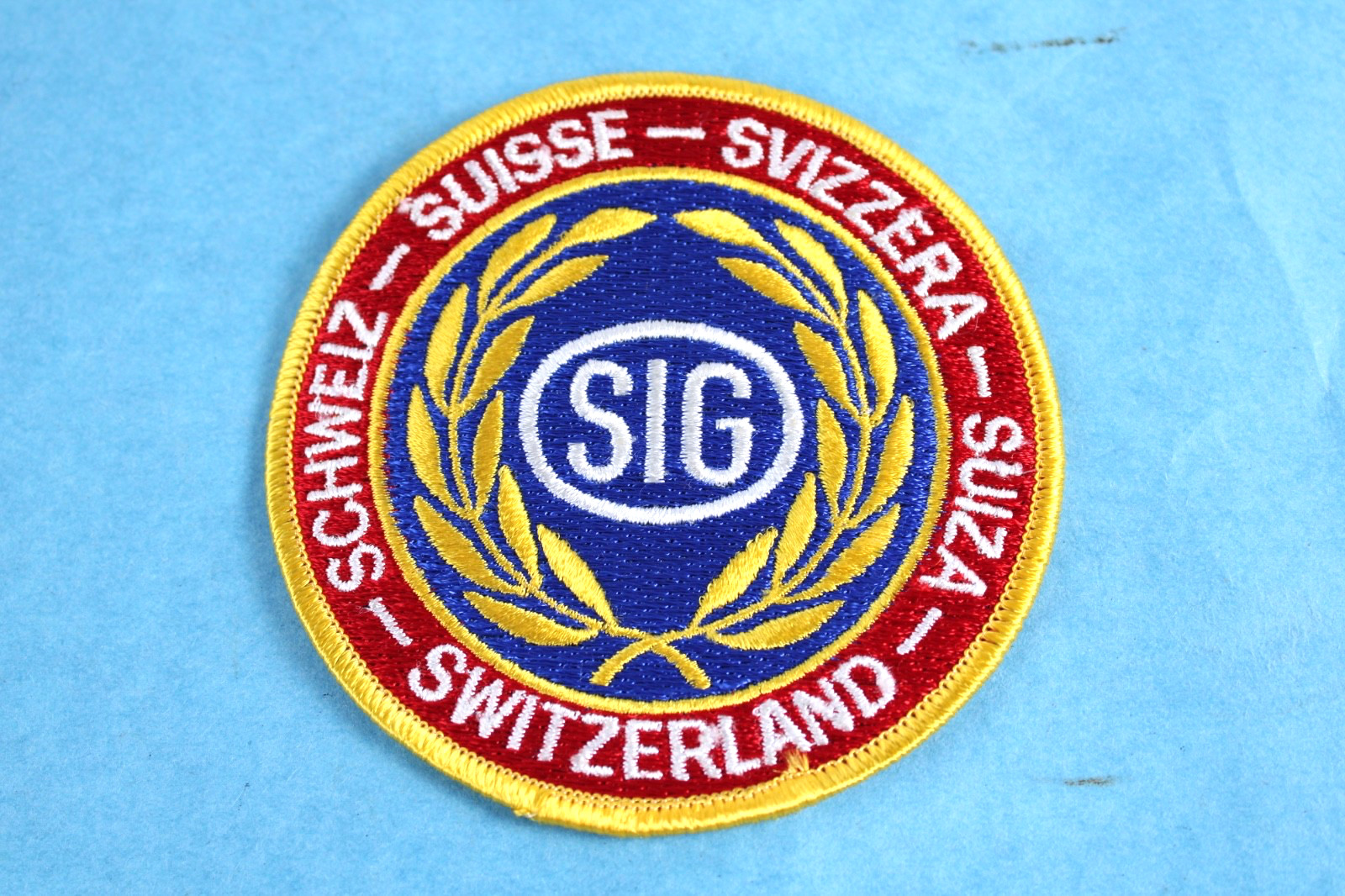 SIG SAUER Iron On Collectors Gun Patch - 3-7/8" Dia.