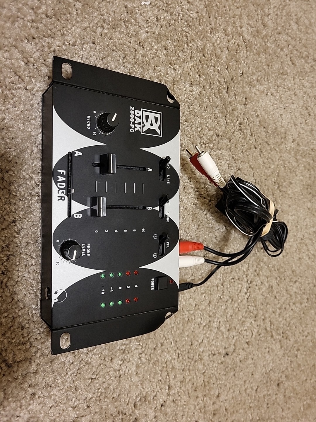 DAK 2800 PC Interface DJ Mixer. Stereo. With Power Chord