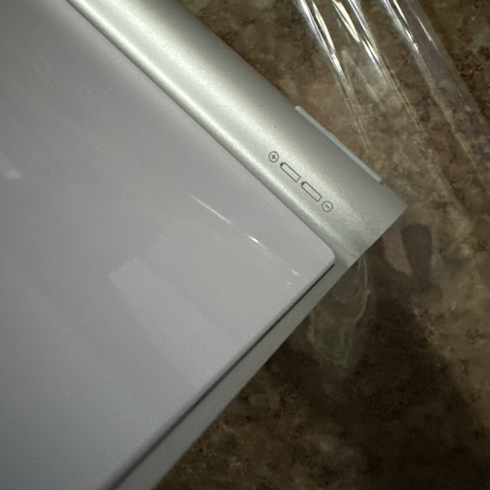 Apple Magic Keyboard Battery Operated Wireless Bluetooth Tested Working