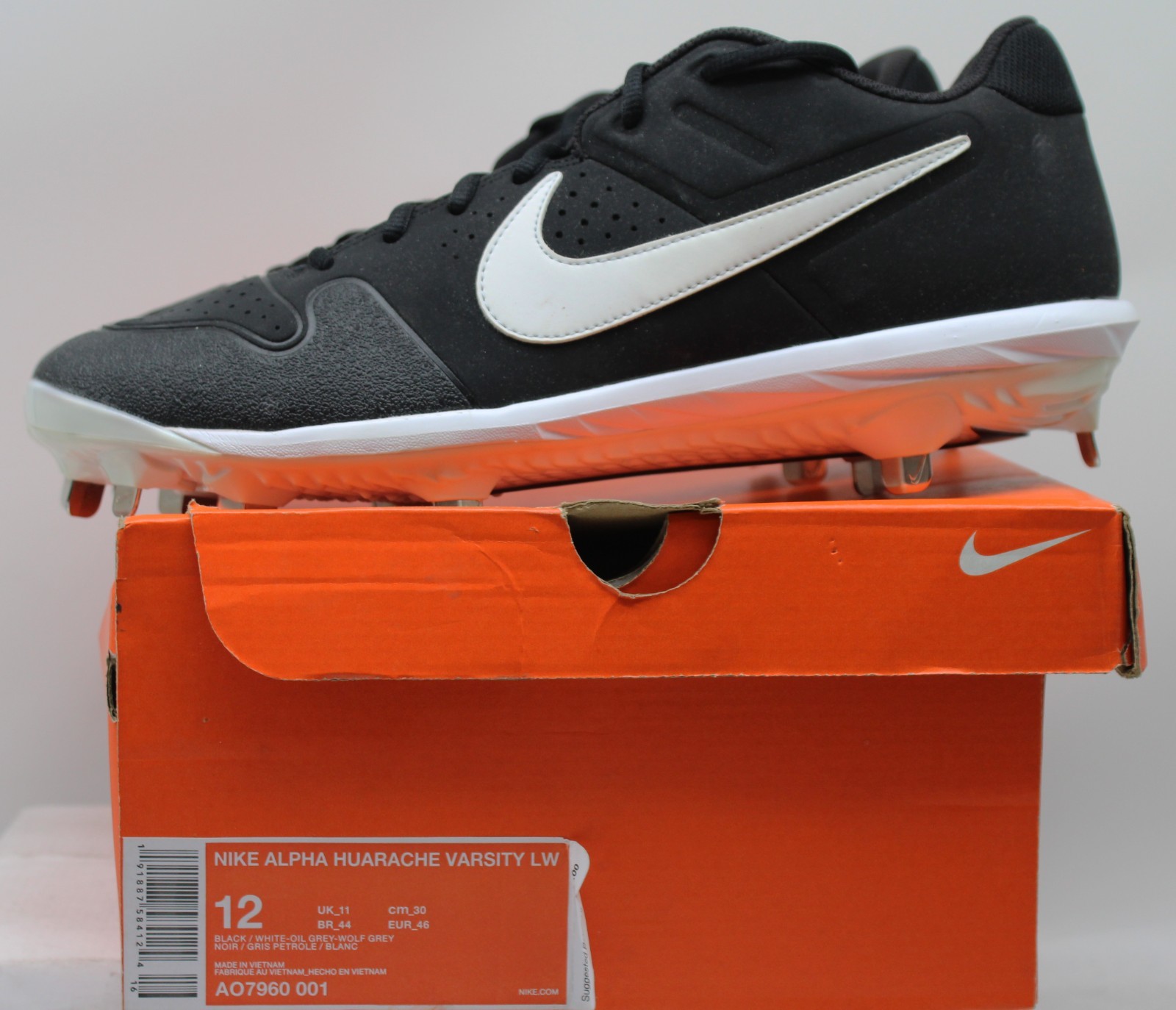 NIKE AIR ALPHA HUARACHE VARSITY LOW TOP BASEBALL METAL CLEATS  New US SZ 12
