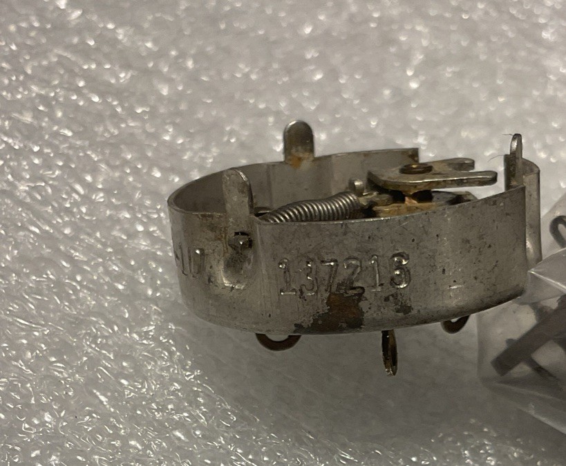CTS Potentiometer Dual Power Snap Switch
