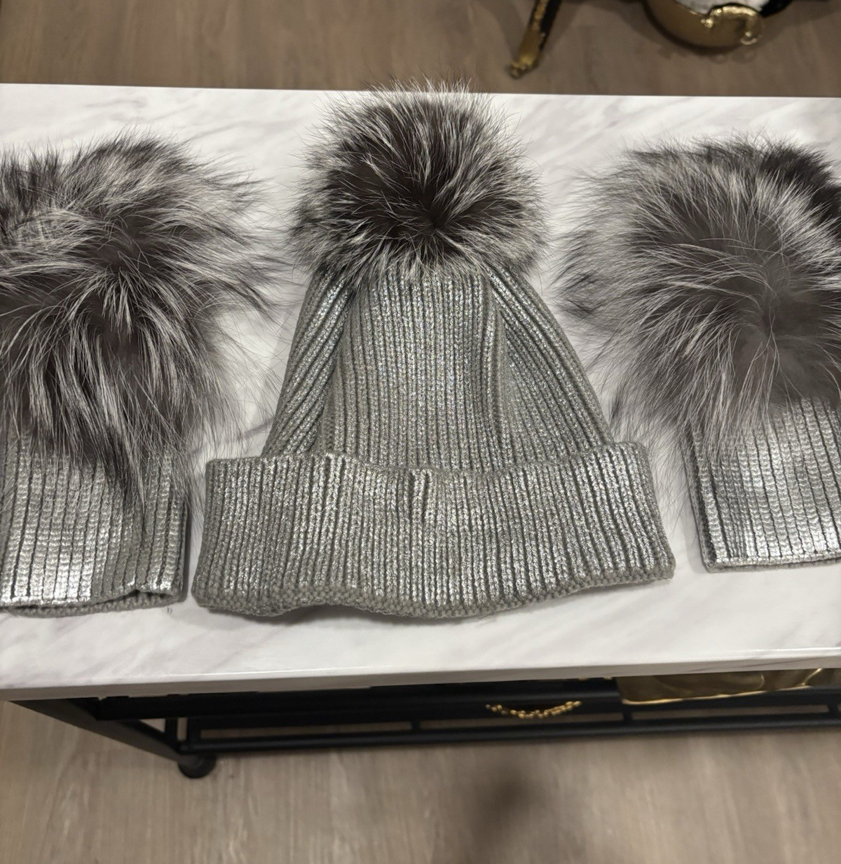 NEW Adrienne Landau Silver Knit Fox Fur Hat and Glove Set w/ pom pom & fur trim