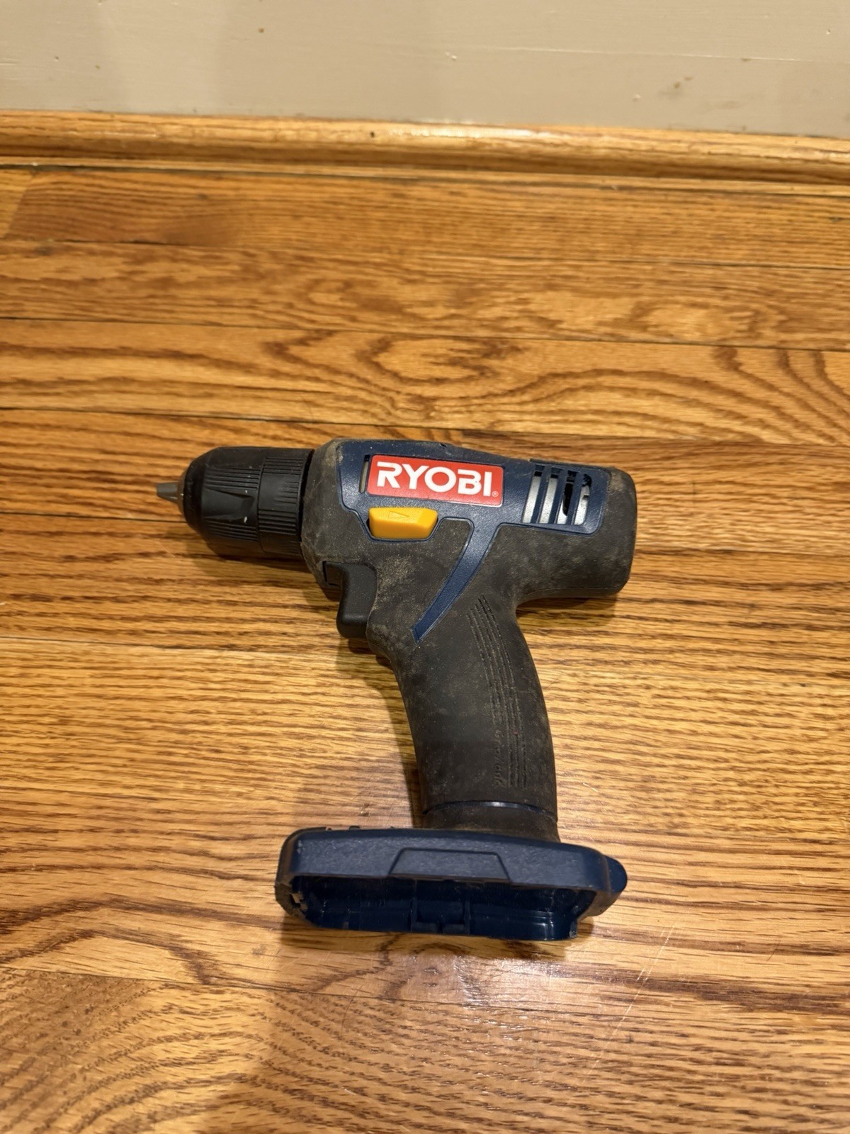 Ryobi CD100 12V Drill / Driver-N2A Tool Piece Only
