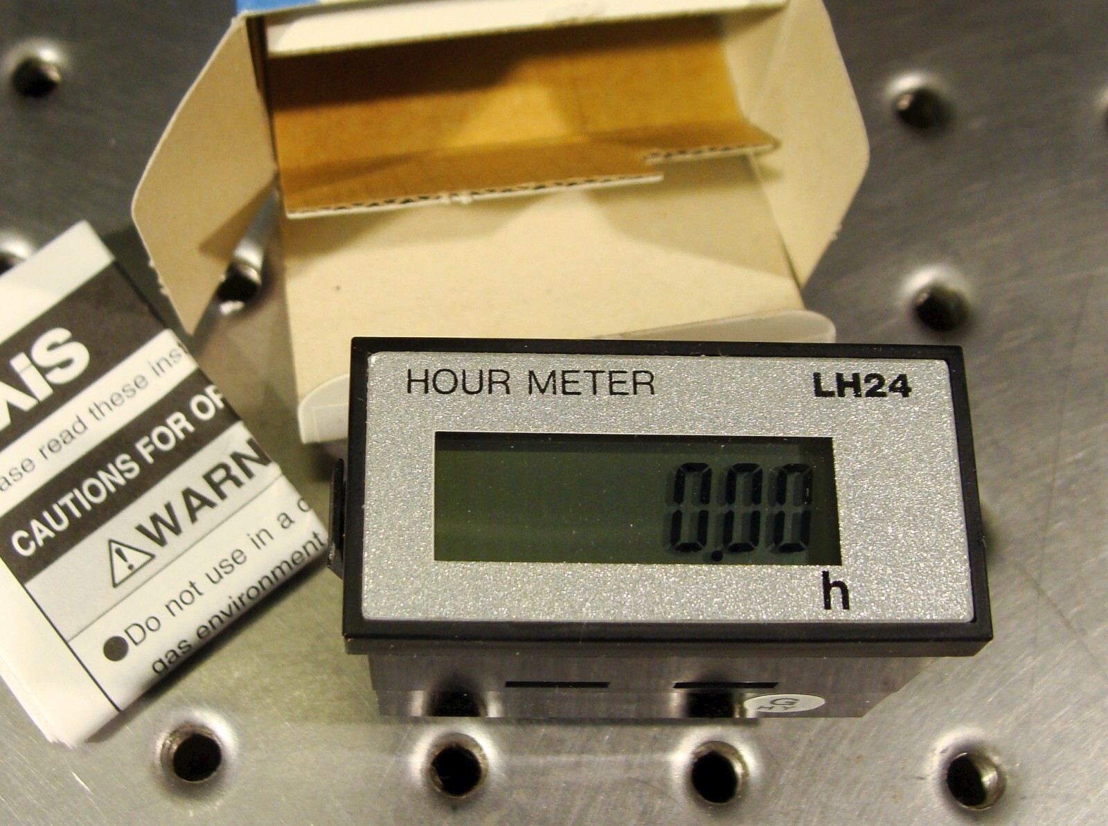 Matsushita / NAiS LH24 Hour Meter  LH24-F-H-AH-N, ATH2345  NEW IN BOX