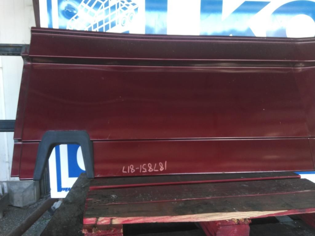For 2018 FREIGHTLINER CASCADIA 125 SIDE FAIRING Right ,  MS