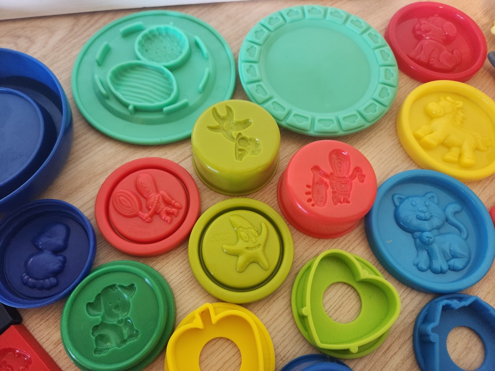 Play Doh Assorted Accessories 45 Pieces Cookware Lilo & Stitch Animals etc