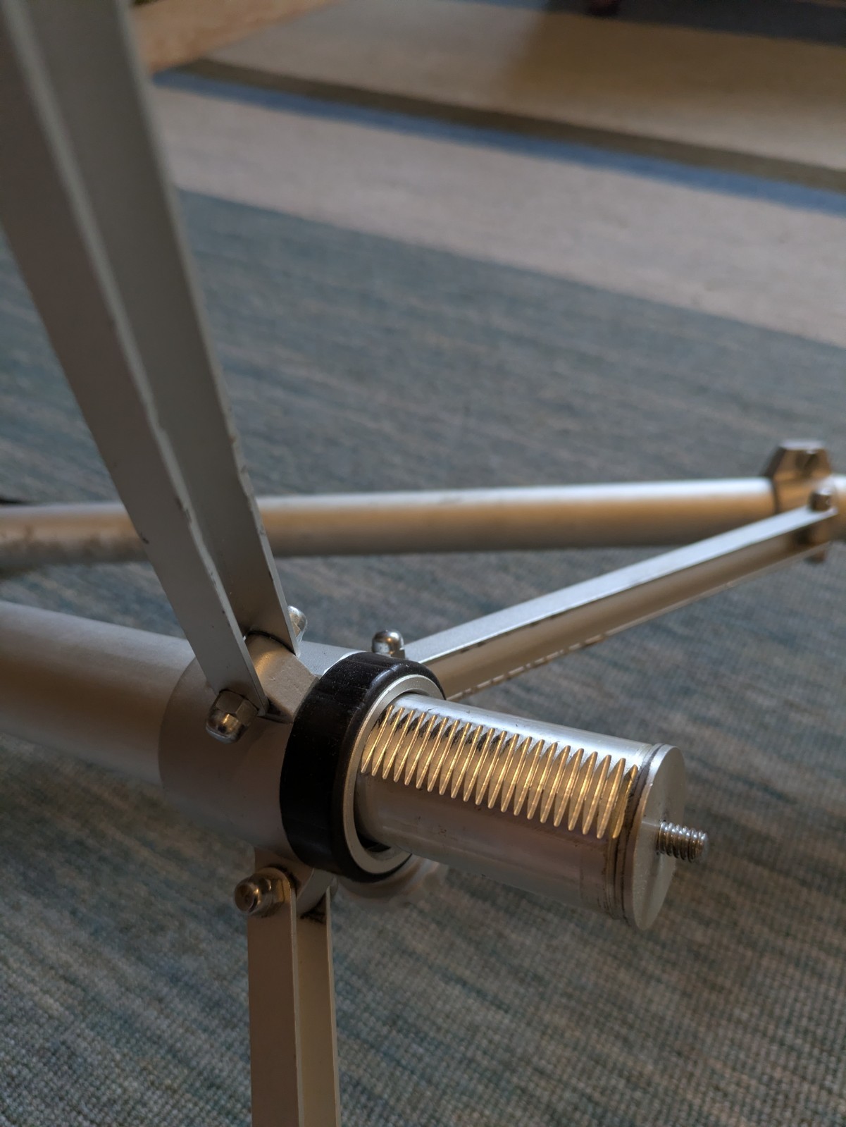 GoldCrest Heavy Duty Tripod