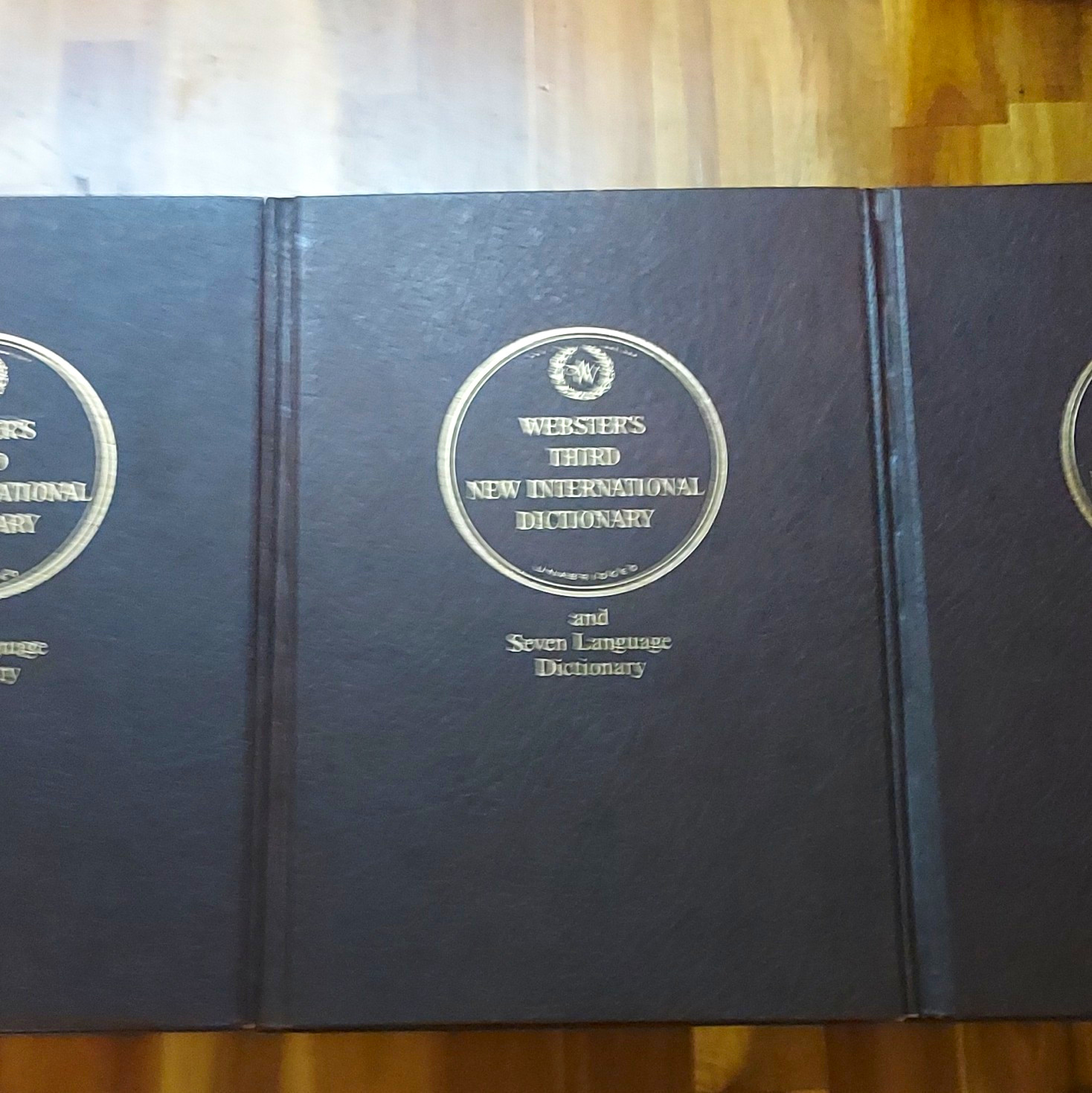 Merriam-Webster Webster’s Third New International Dictionary 3-Vol Set