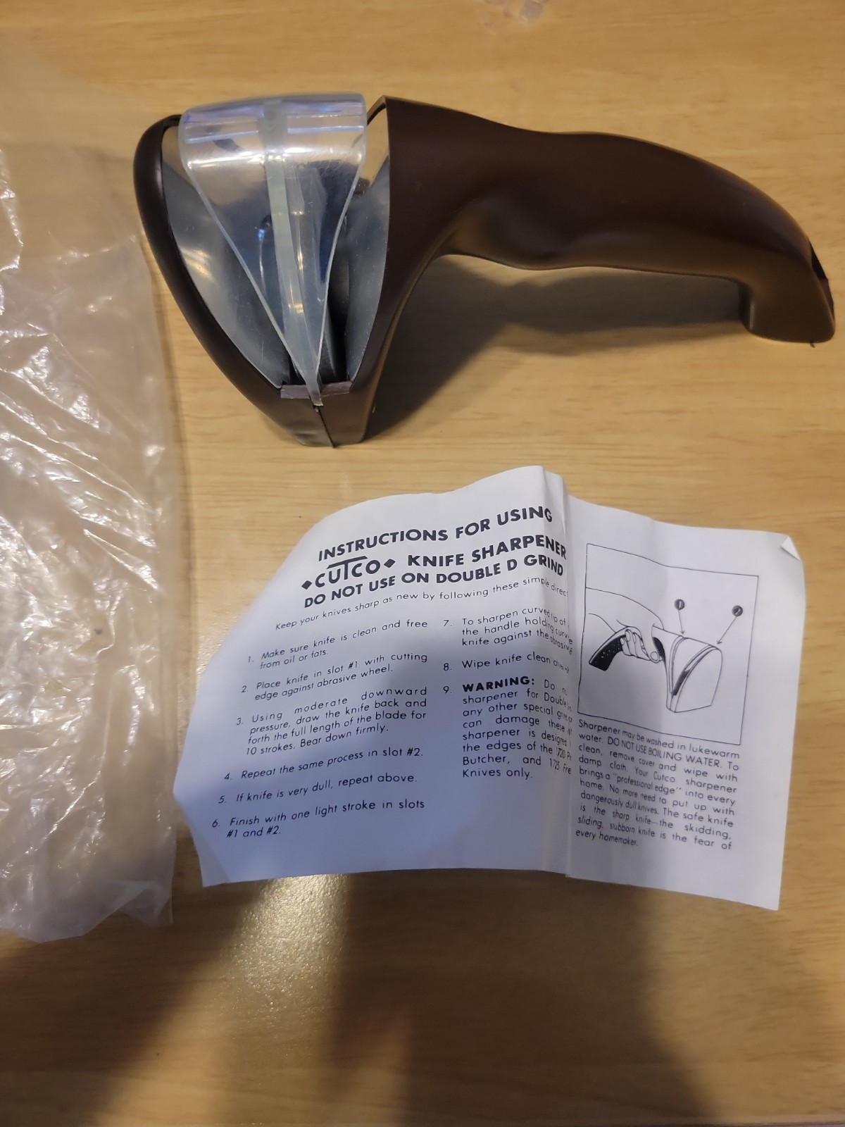 Vintage Cutco Kitchen Knife Sharpener Hand Held Pull Through Manual Brown