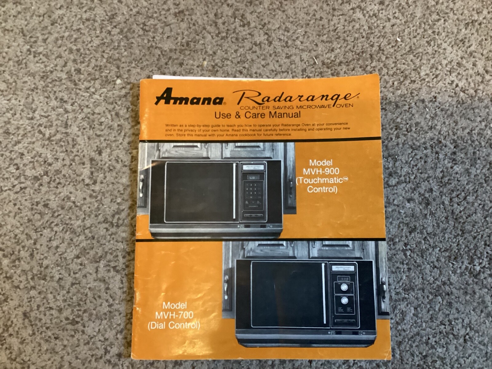 Amana Radarange MVH-700/900 Owner's Manual and Installation Template