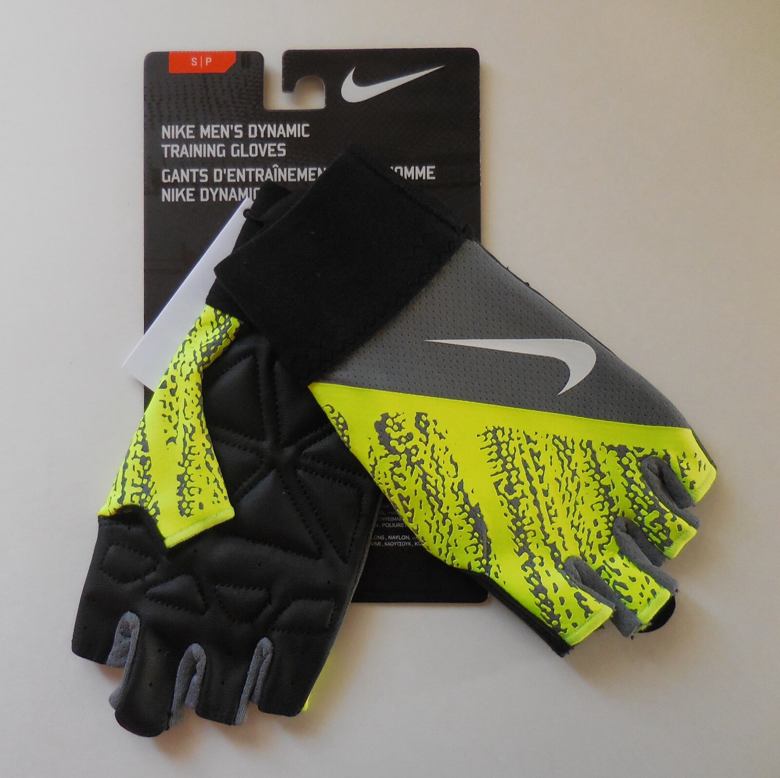 Nike Dynamic Training Gloves Men Cool Grey/Black/Volt/White S/P