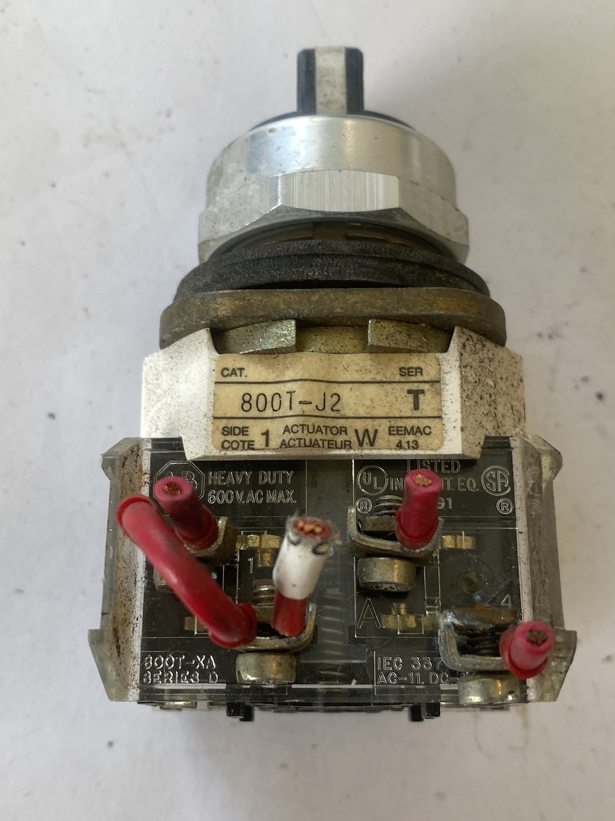 Allen Bradley 800T-J2 Rotary Selector Switch with 800T-XA Contact