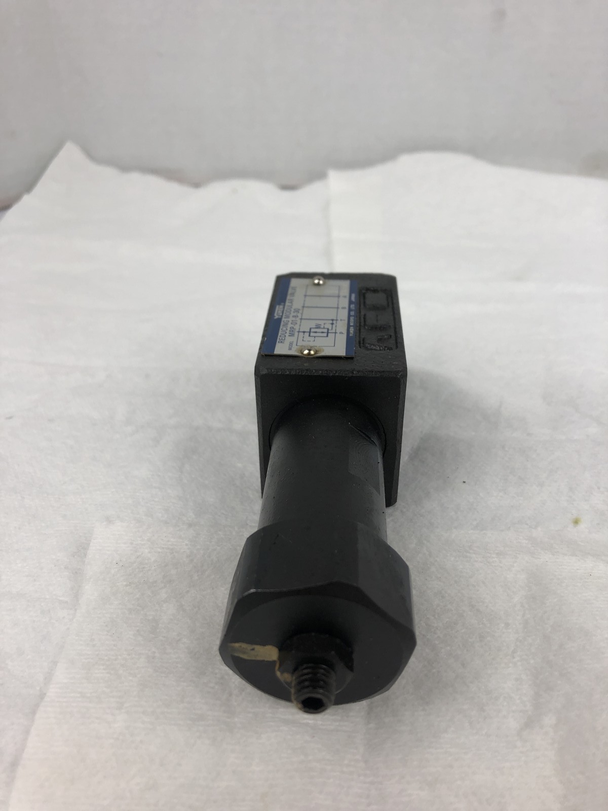 Yuken MRP-01-B-30 Reducing Modular Valve