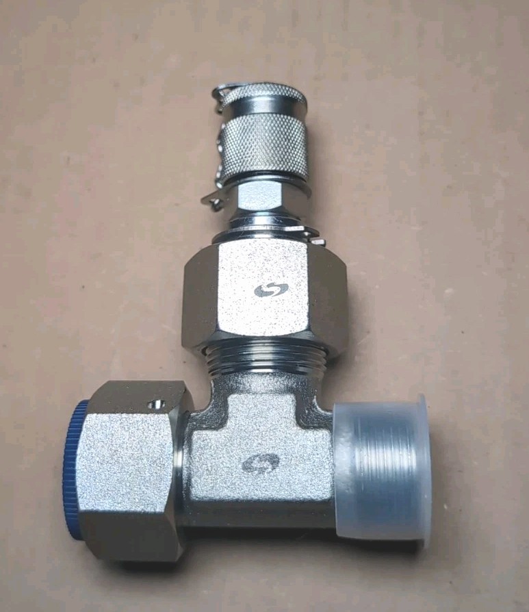 DKO M26 x 1.5 - 18L Hydraulic Test Tee 24° Cone Swivel Run Connector Excavator