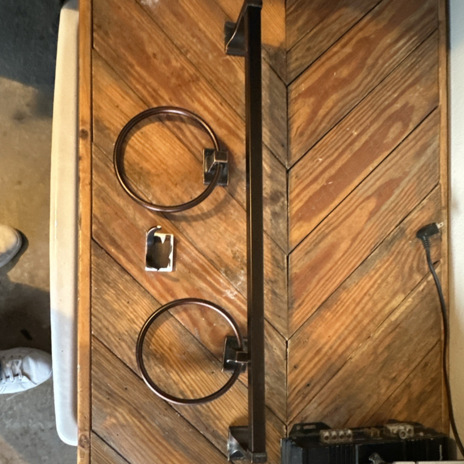 Oil-Rubbed Bronze Metal Bathroom Set: Towel Bar, Ring, Toilet Paper Holder