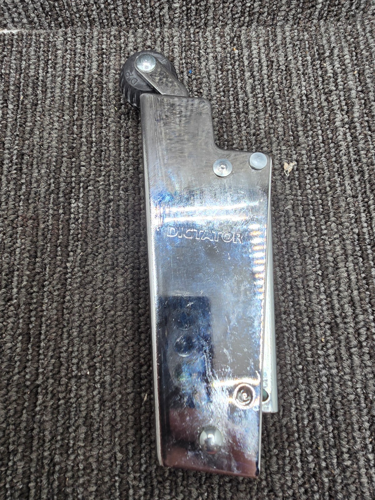 DICTATOR V1600: Door Check Hook 1013 Polished Chrome Replacement