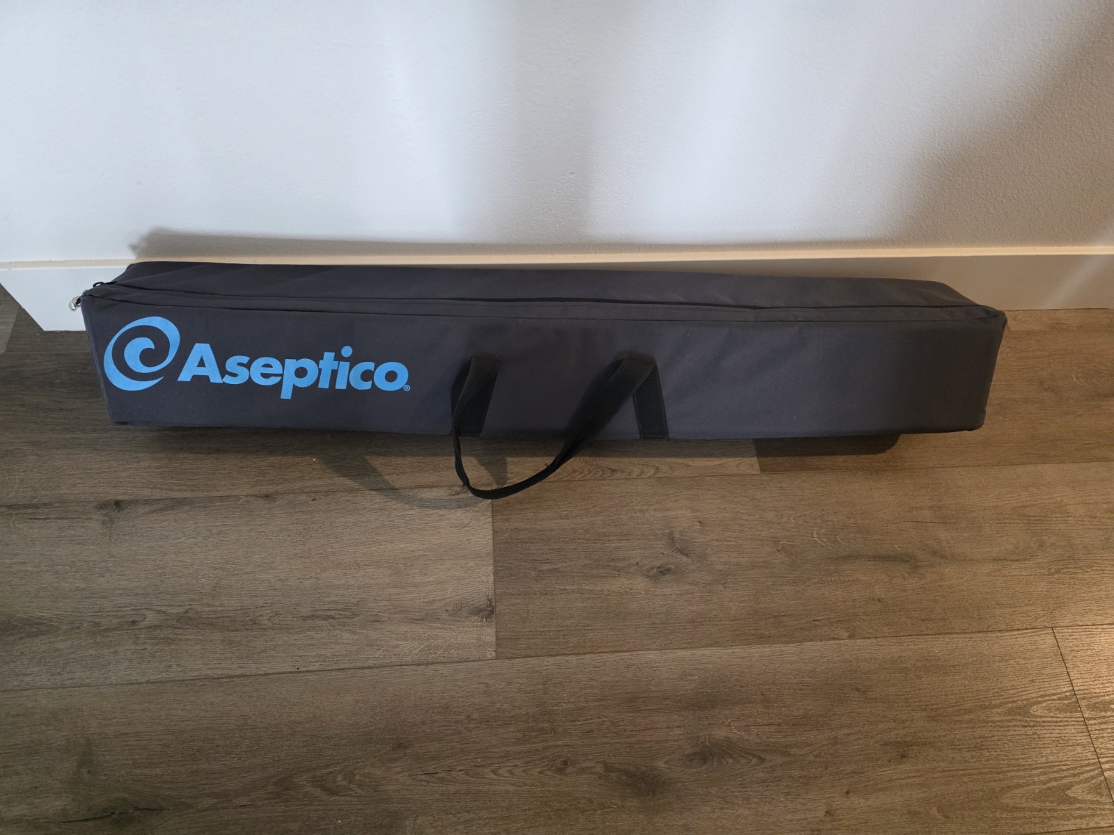 Aseptico ALU-29 AseptiLight Portable Dental Exam Light w/ Folding Stand & Bag