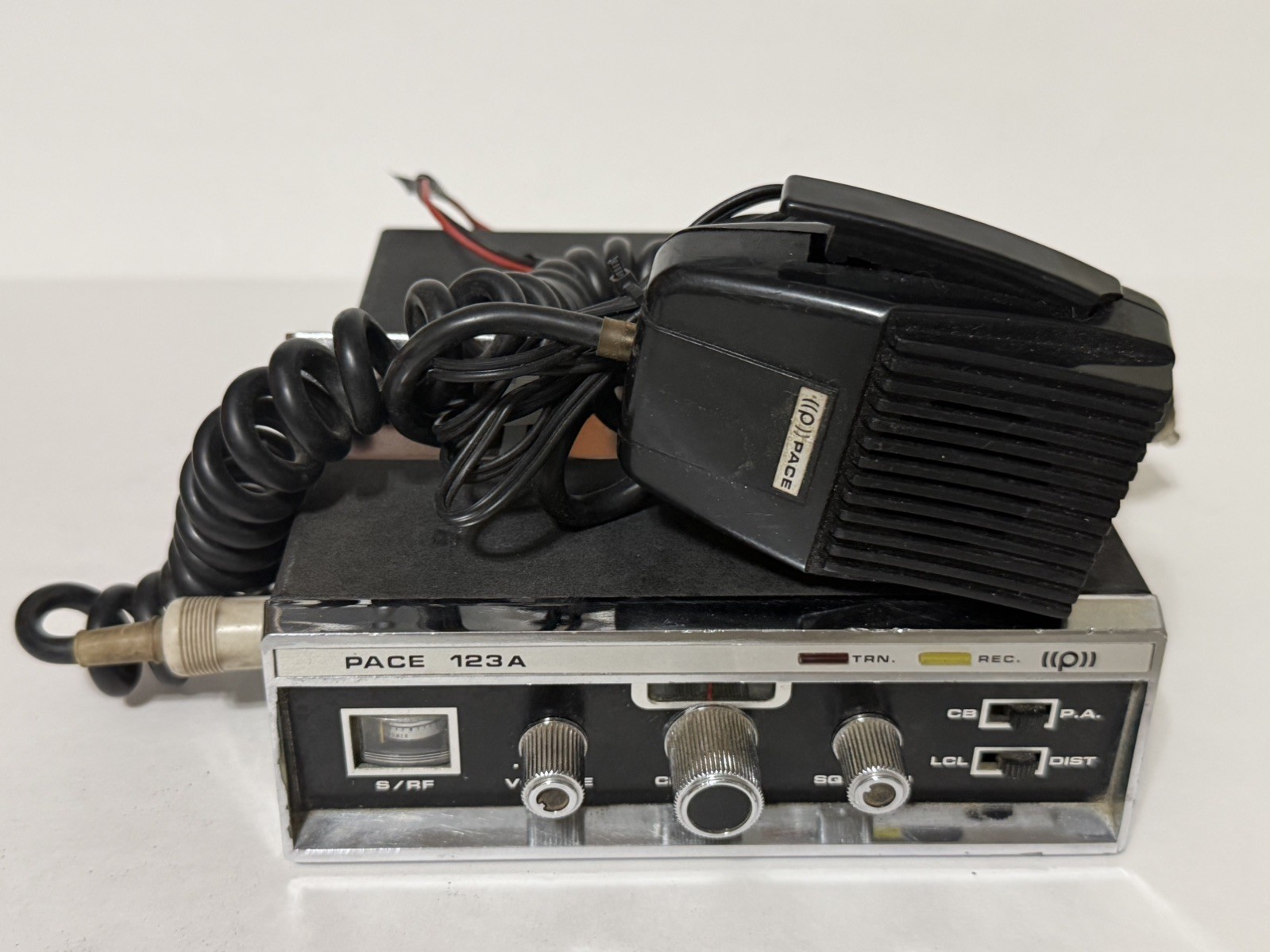 vintage Pace 123A Mobile 23 Channel CB Transceiver Radio W/Original Mic