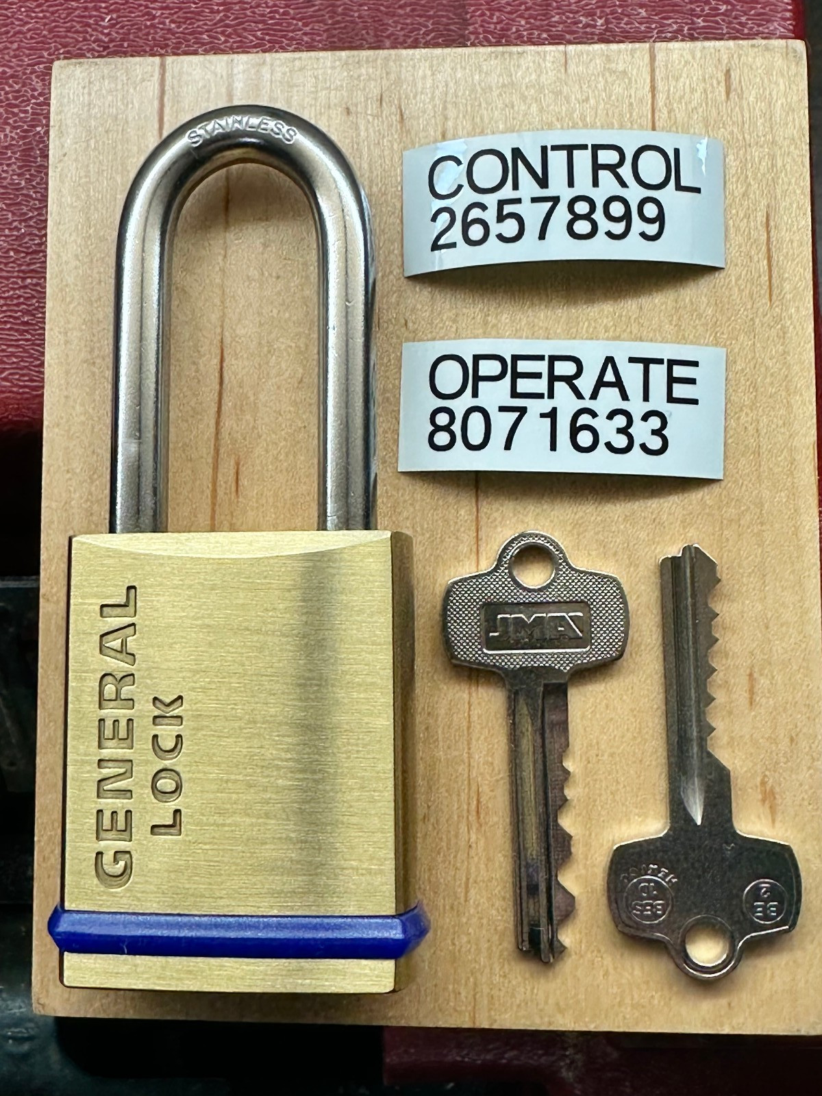 GENERAL LOCK PL453B20S SFIC | 1-3/4" Brass -5/16"X2" Shackle