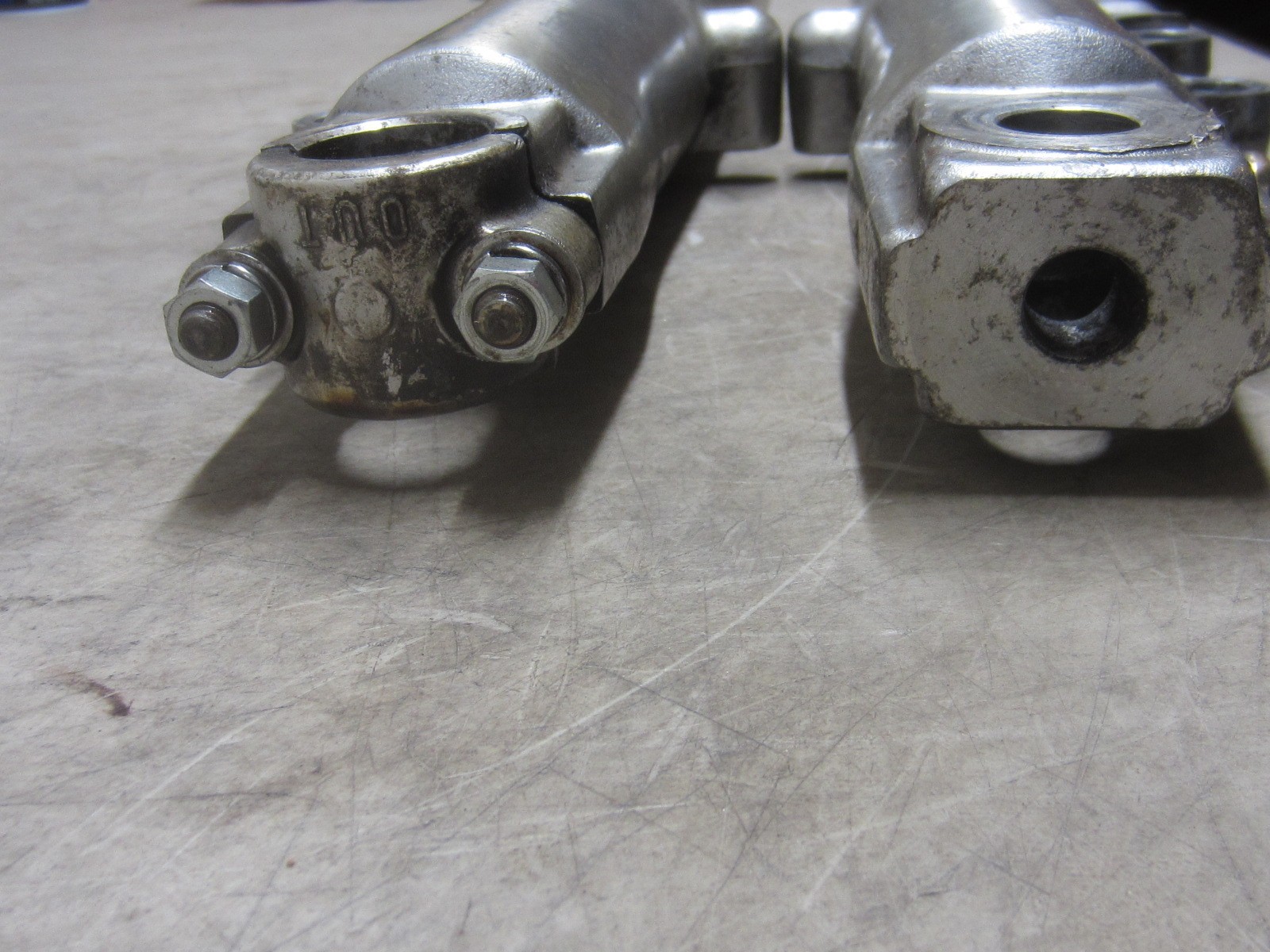 Harley '00-'13 Touring lower legs, 46498-00A, 46496-00A, good shape, used #4485