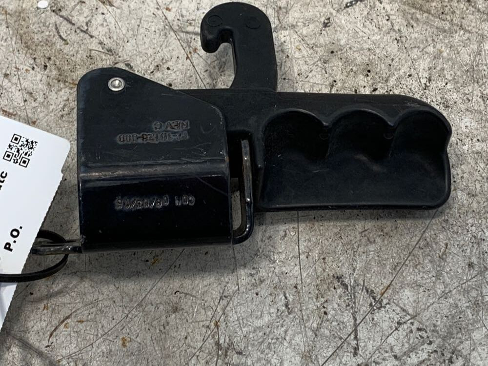 Hood Latch 1716126000 for Freightliner Cascadia (767-10081)