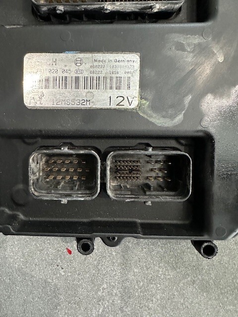OEM 2004 Mack AC Diesel Engine Control Module ECM ECU 12MS532M