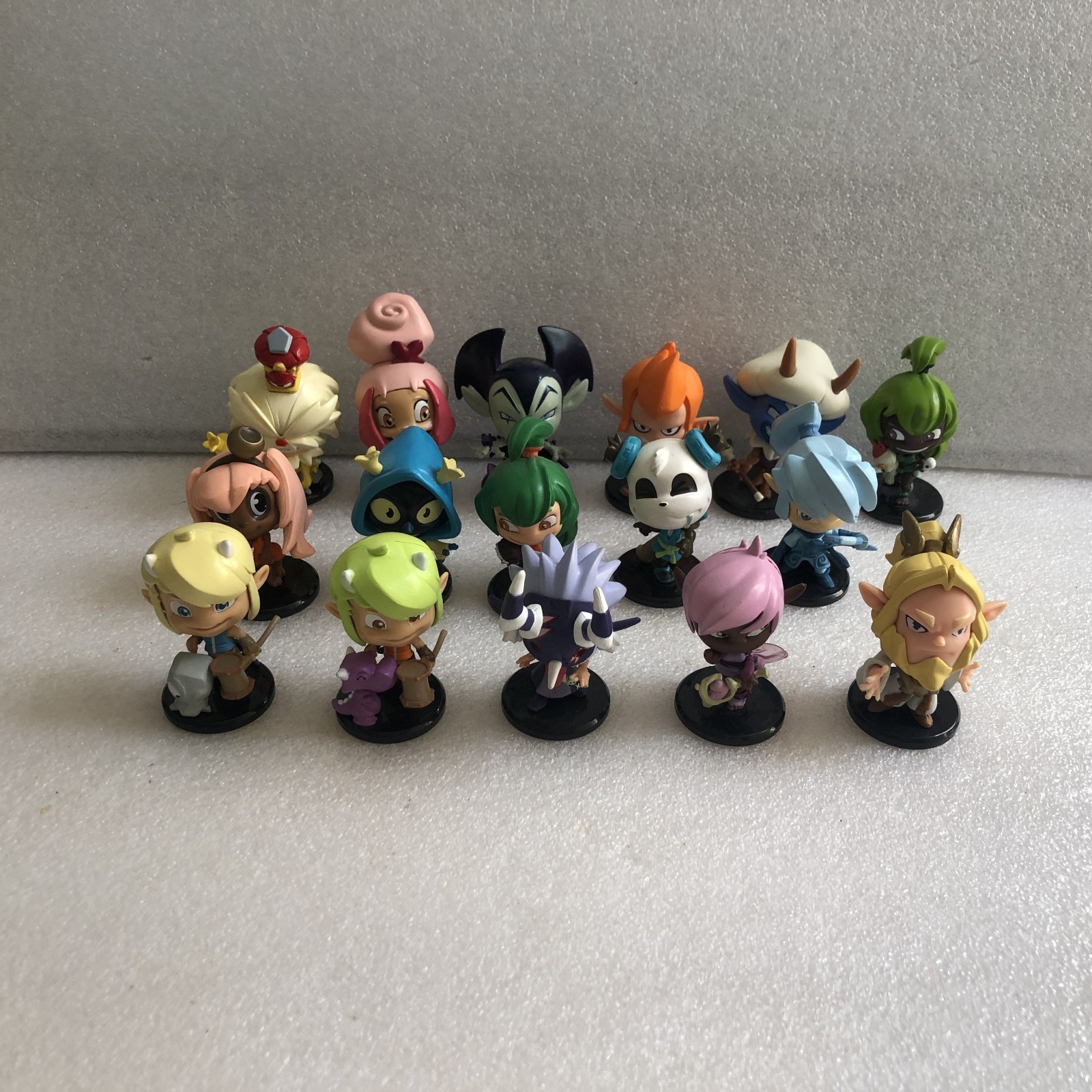 Lot Of 16 Krosmaster Arena Ankama Figurines (CARDS NOT INCLUDED)