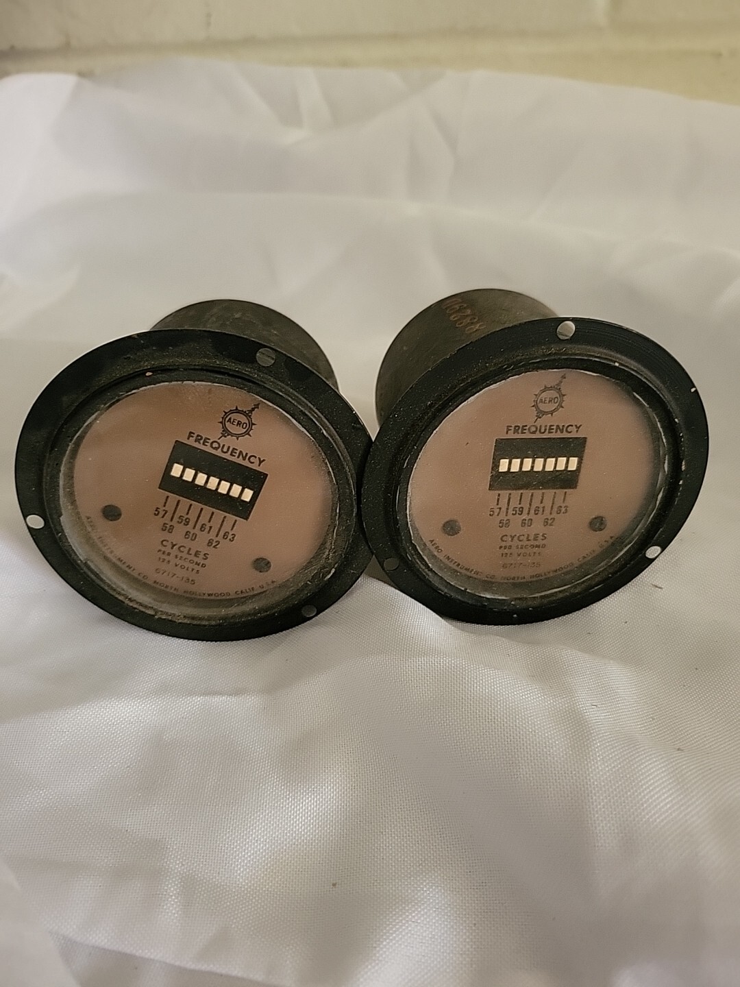 LOT OF 2 Aero Instrument Frequency Gauge UNTESTED NO WAY TO TEST