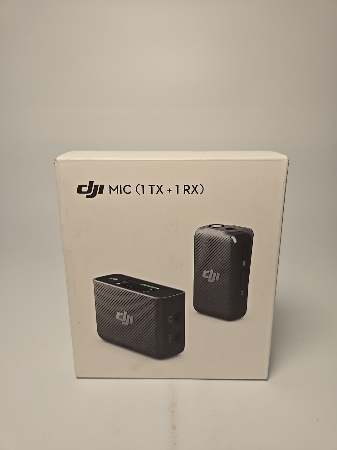 DJI Mic (1 TX + 1 RX) Wireless Microphone (820 ft.) Range 14-Hour Recording