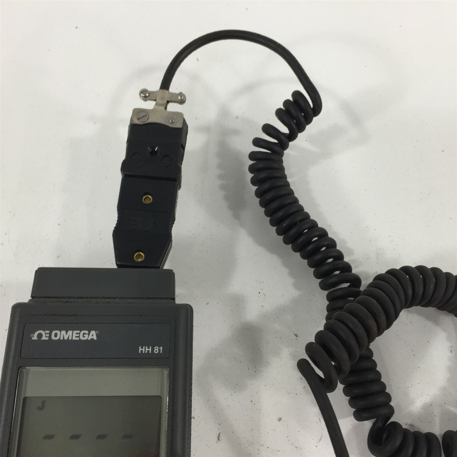 Omega HH81 Digital Thermometer