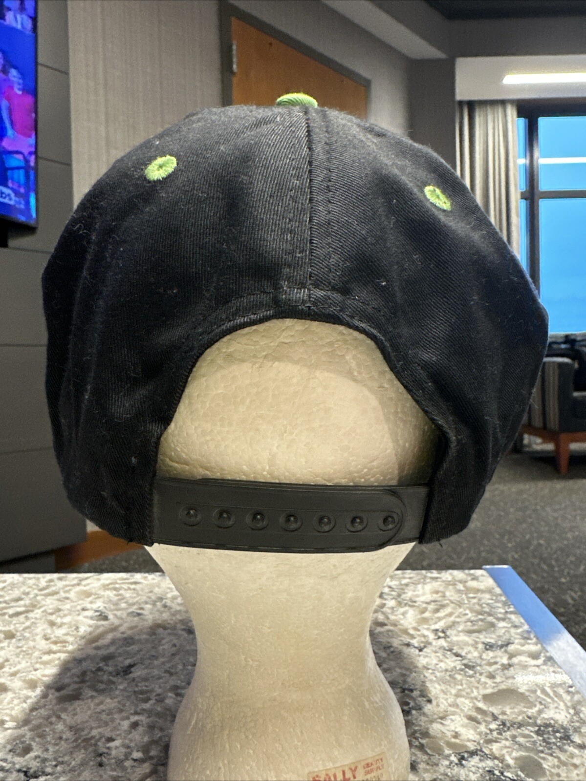 Mount Rushmore SD Lime Green and Black Hat Cap Snapback EUC