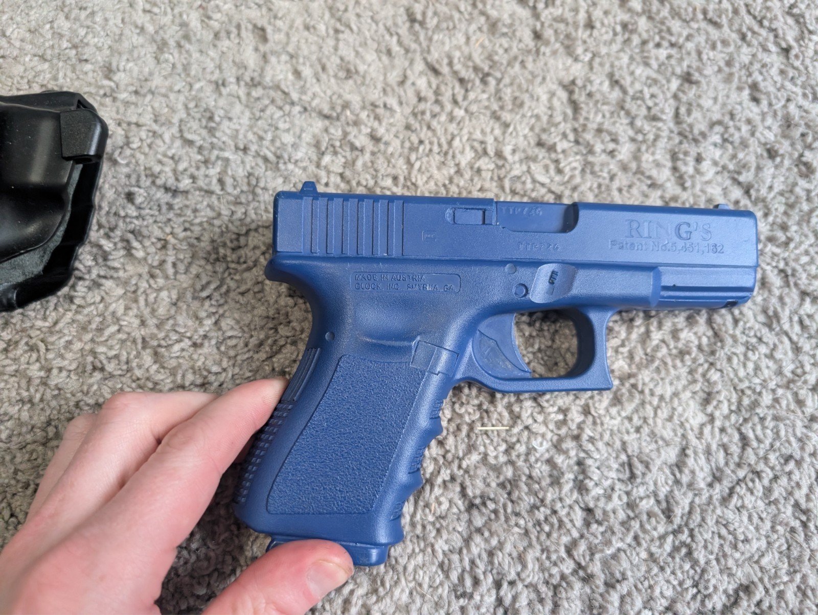Rings Manufacturing Glock 19 Blue Training Simulated Resin Pistol Combatives