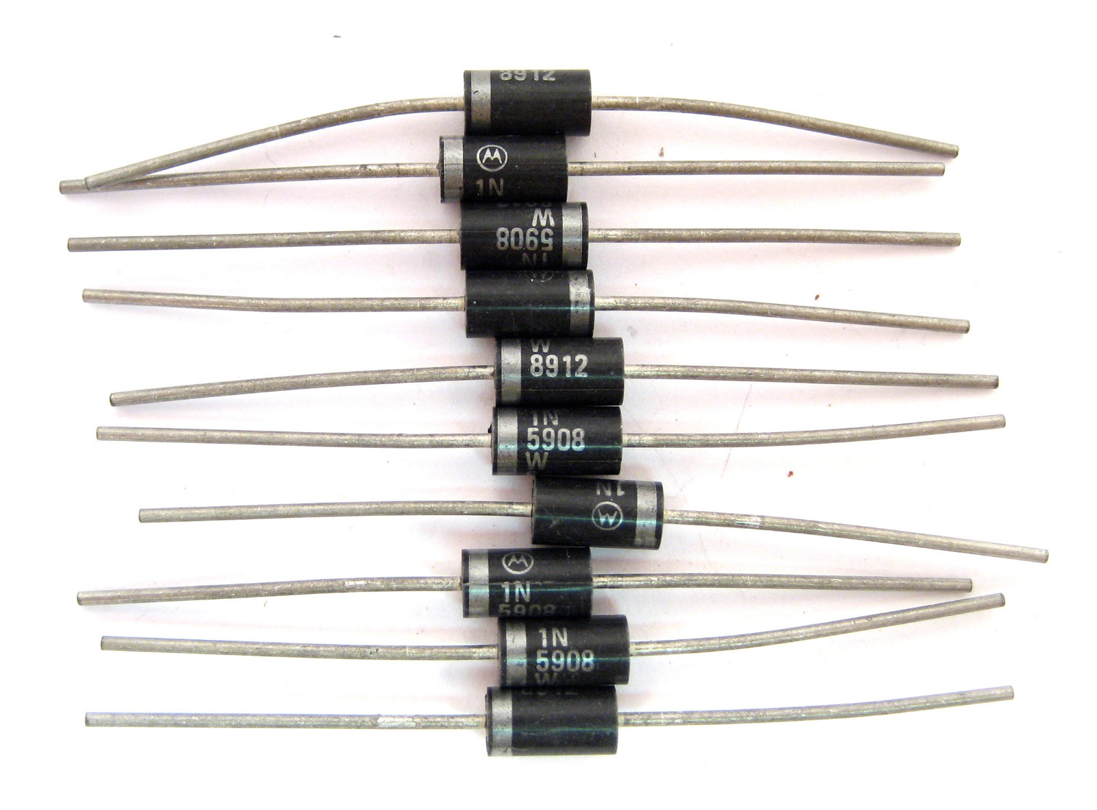 1N5908: Overvoltage Transient Suppressor: DO-201 Case: 10/Lot
