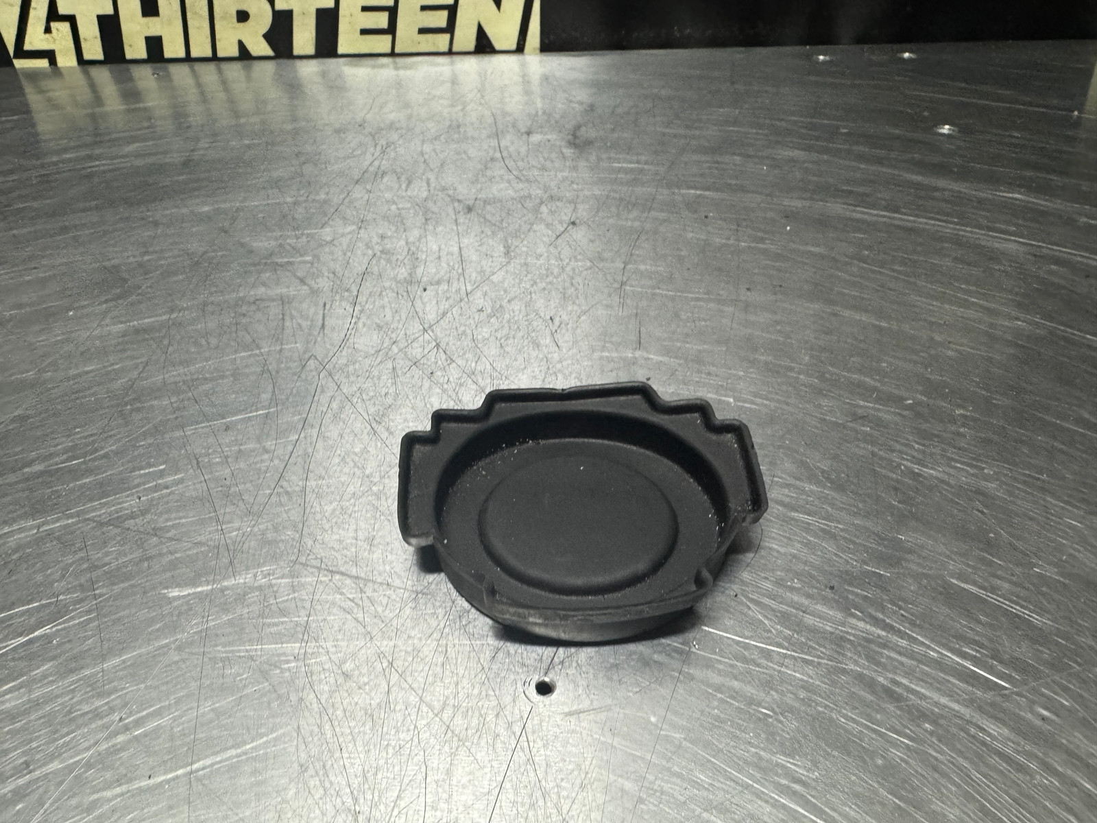 97 - 04 C5 CORVETTE CUP HOLDER RUBBER INSERT 10274116 OEM #N384