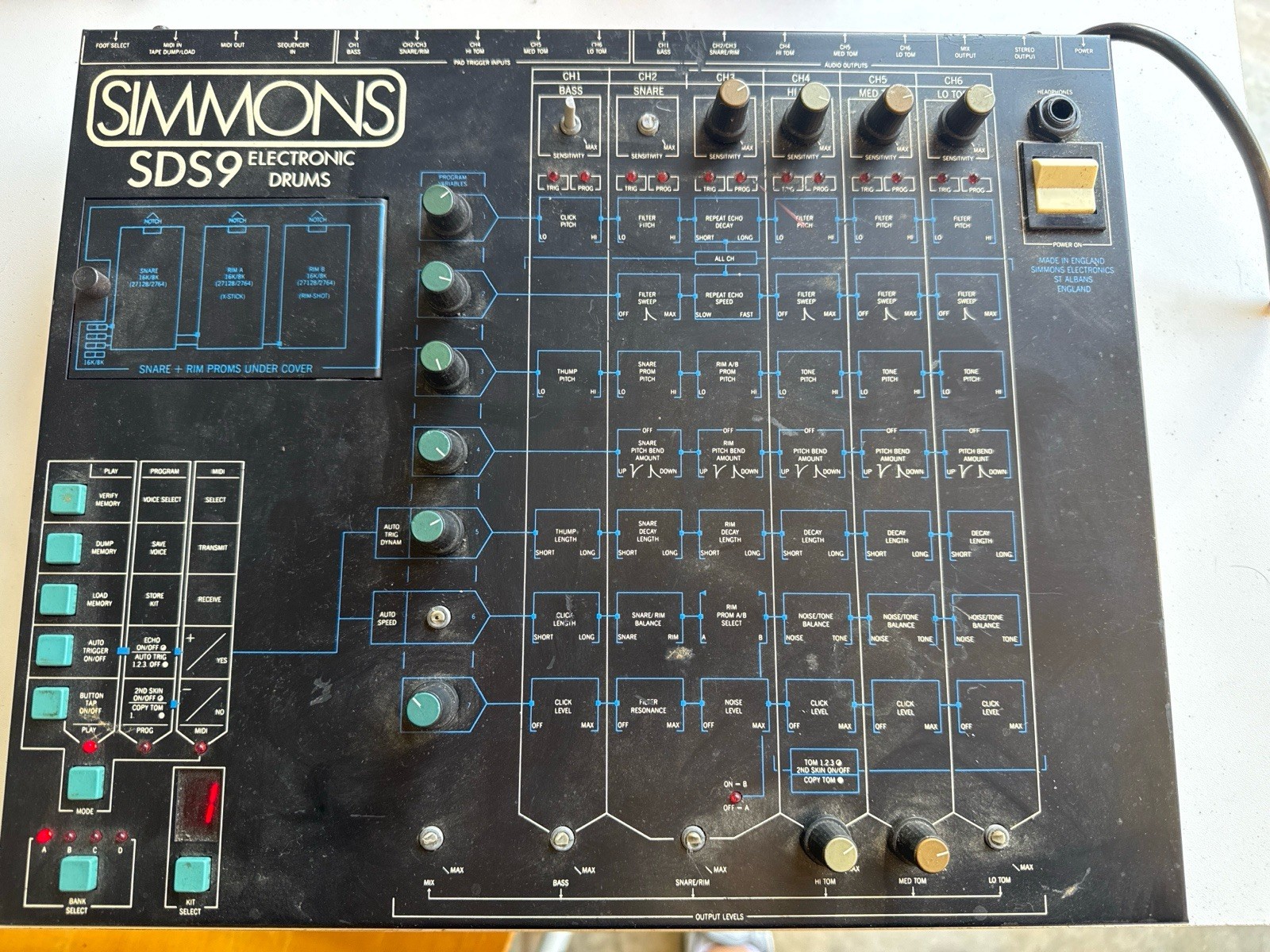 Simmons SDS9 Electronic Drum Brain Module Vintage Drum Machine MIDI