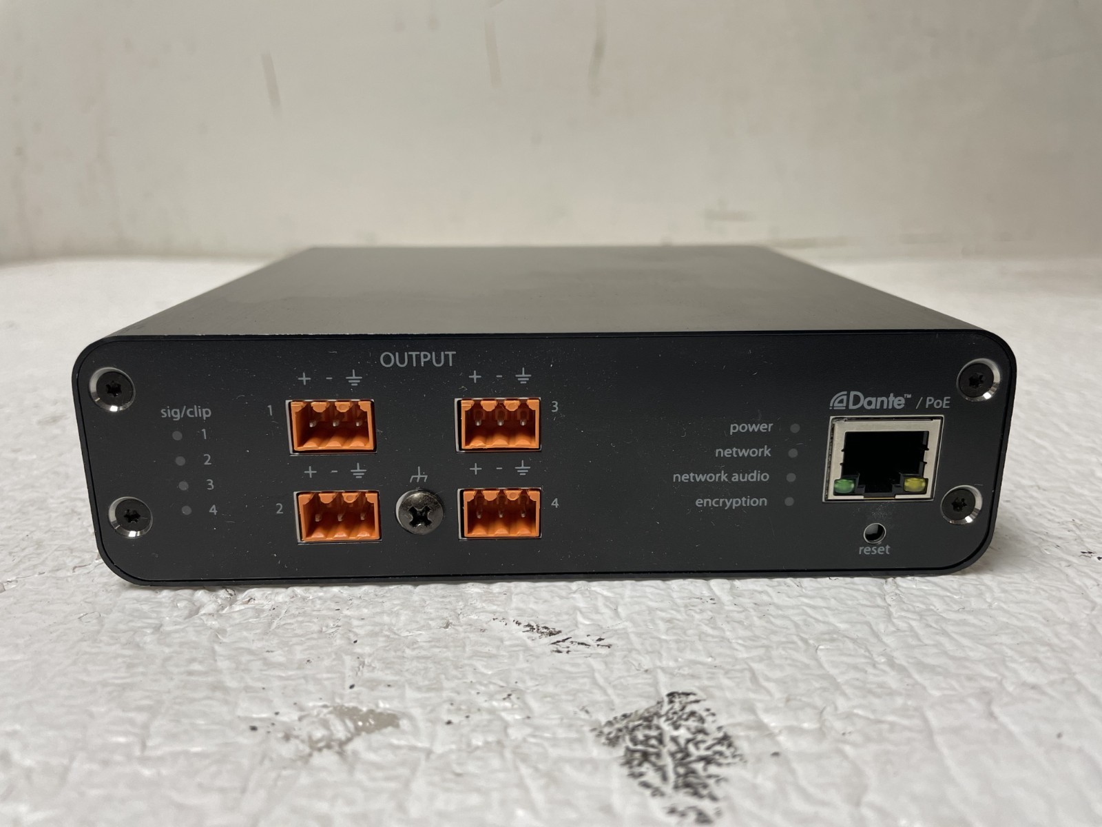Shure ANI4OUT-BLOCK Audio Network Interface