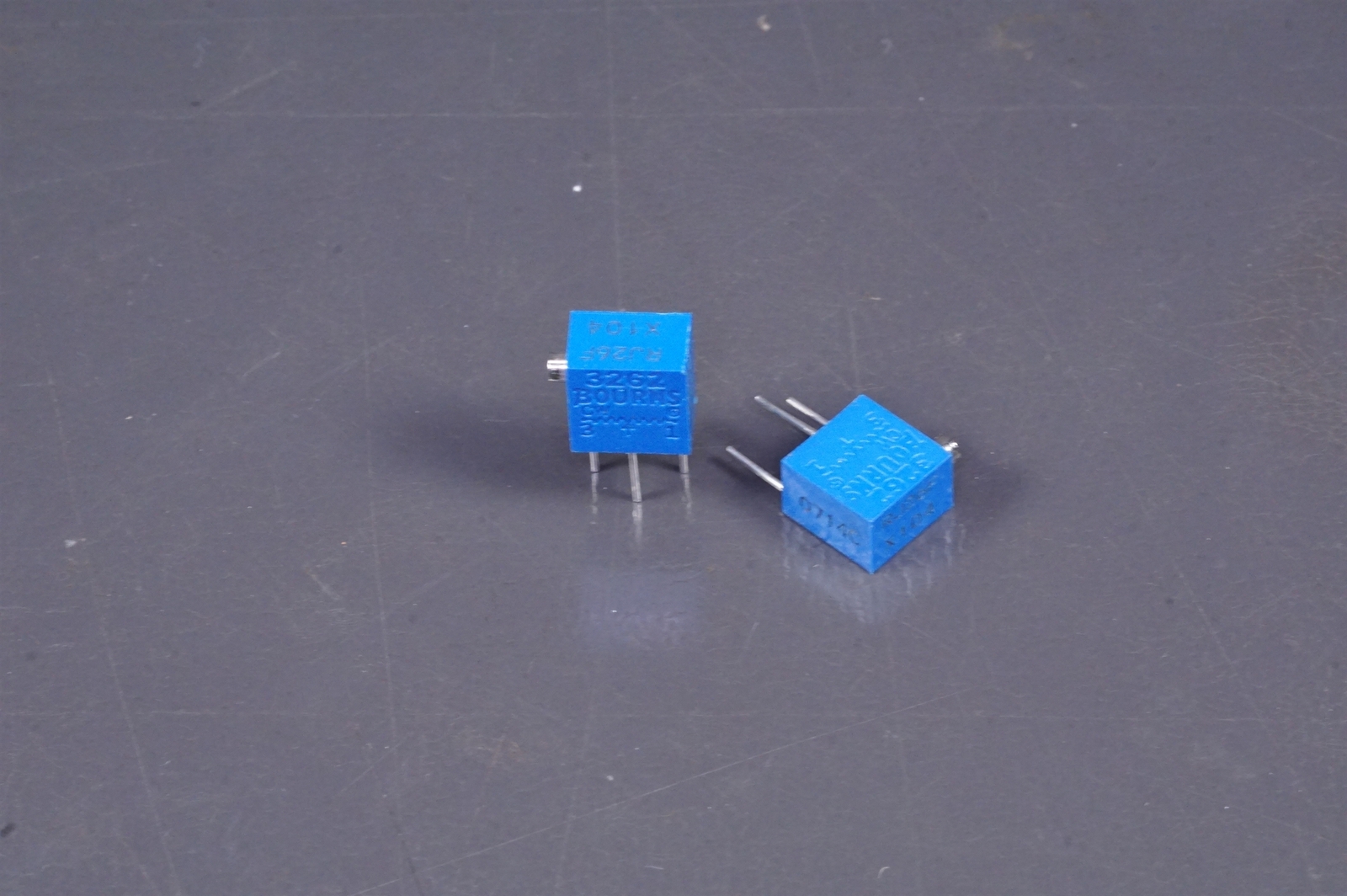 Lot of 2 RJ26FX104 Bourns Trimmer Potentiometer 100K Ohm 10% 1/4W 12 Turns 3 Pin