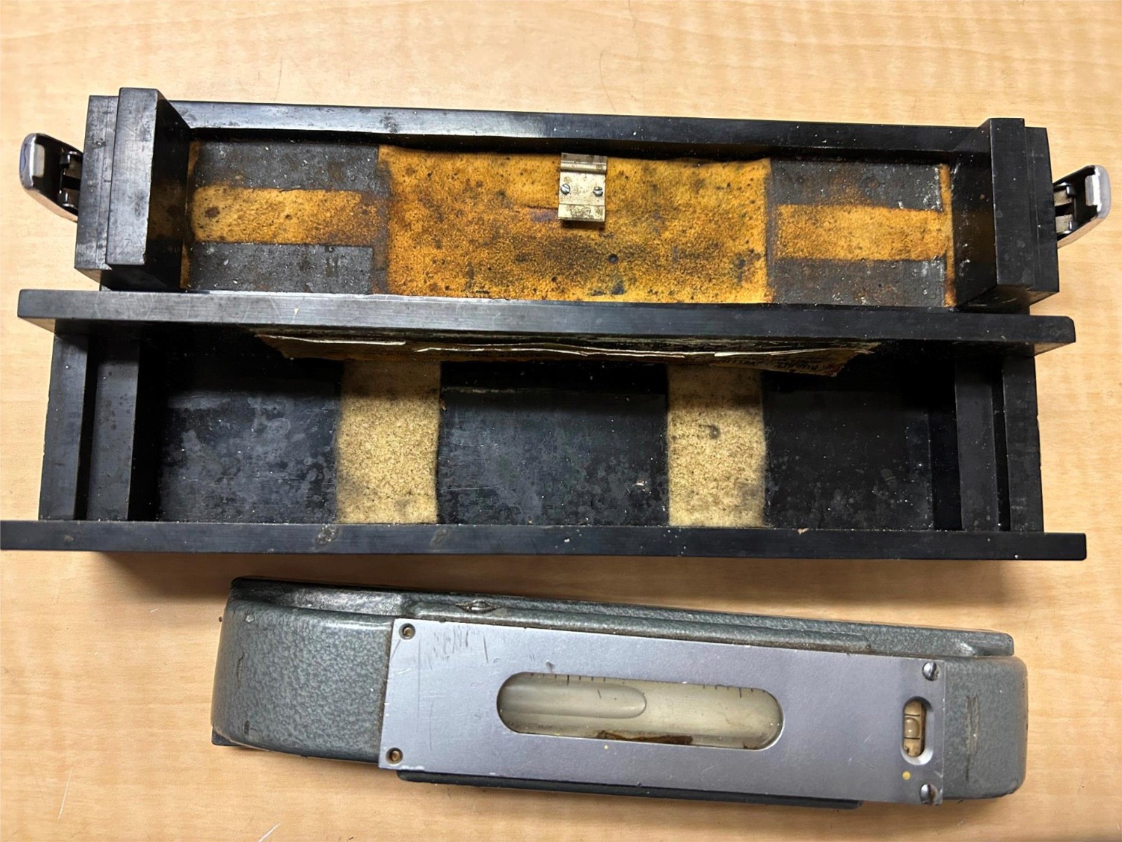 *JM* HILGER & WATTS TB26-2 8" PRECISION BLOCK LEVEL (WUR84)