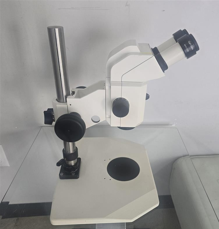 Zeiss Stemi SV 11 APO Stereo Microscope    -35