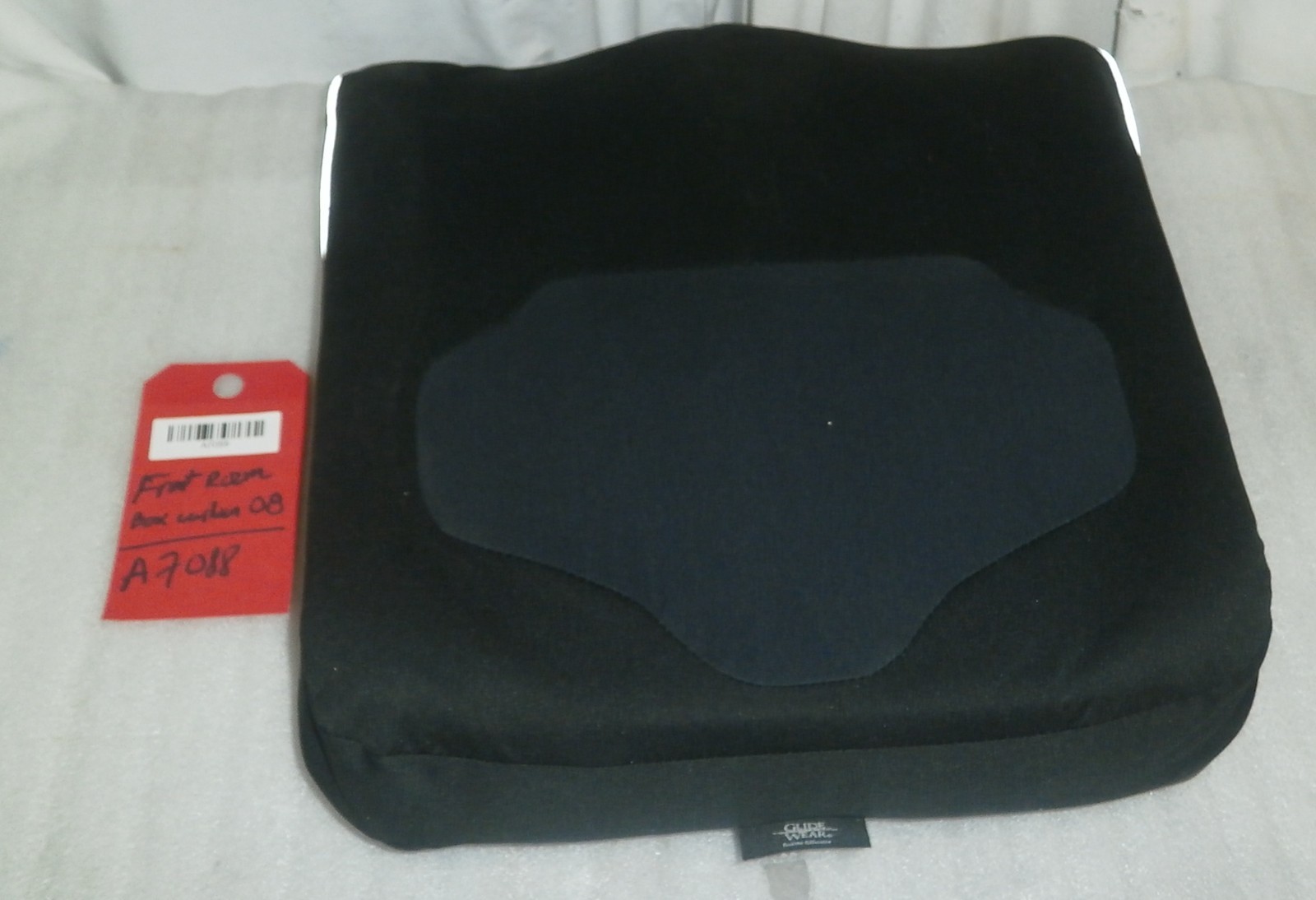 Comfort Company M2 Wheelchair Cushion 17 X 18"  M2-SQAM-1718 W/ Cover Very Good