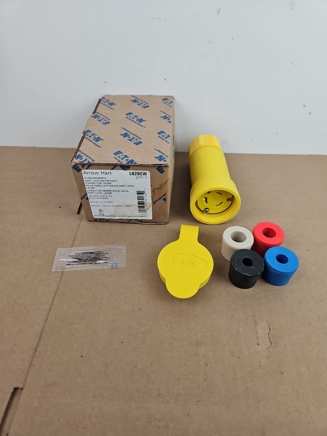 Arrow Hart  Eaton L820CW WATERTIGHT CONNECTOR L8-20R 20A 480V 2P 3W NEW!