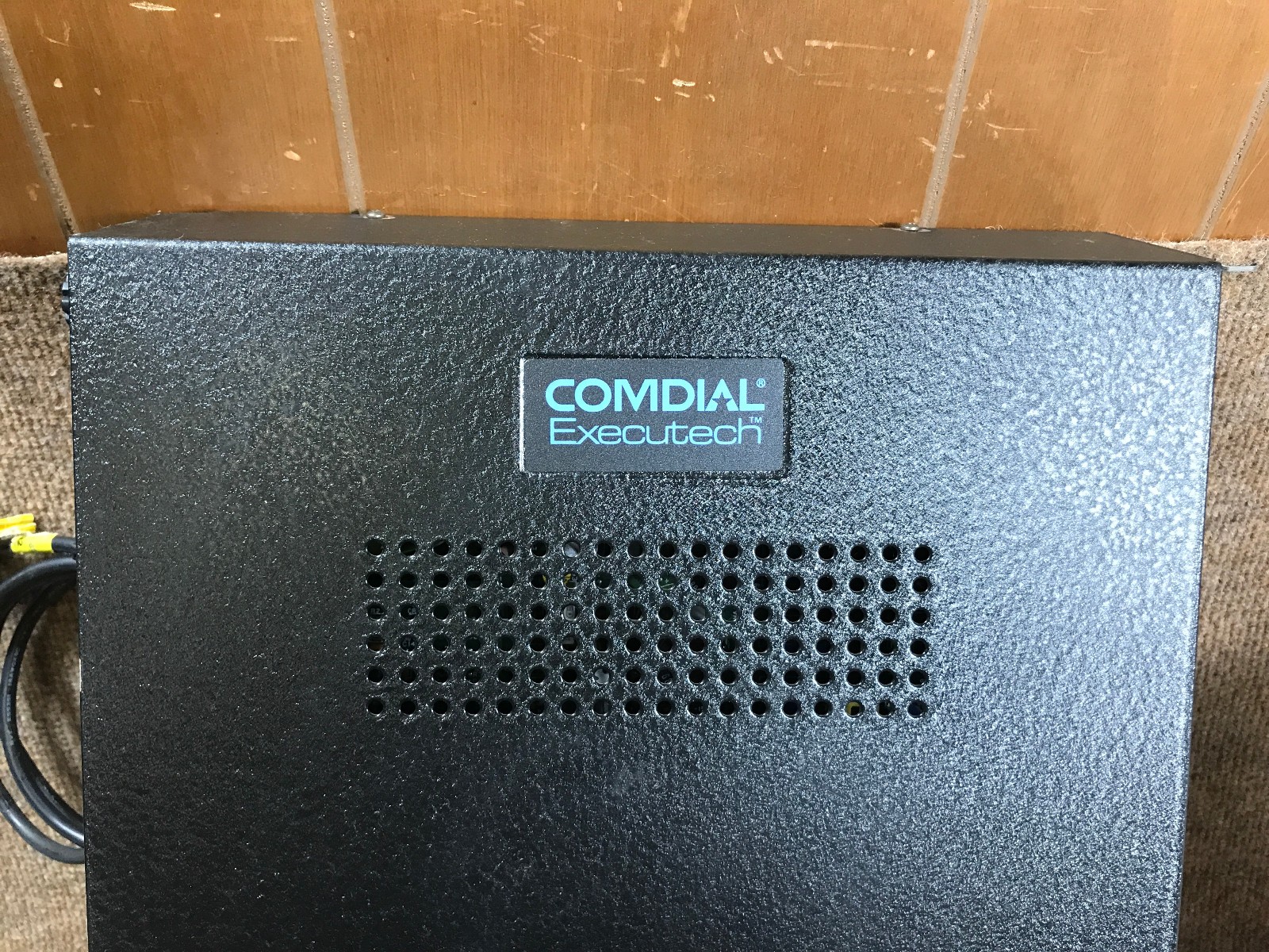 Comdial Executech NO616 KSU 6 Lines and 16 Stations