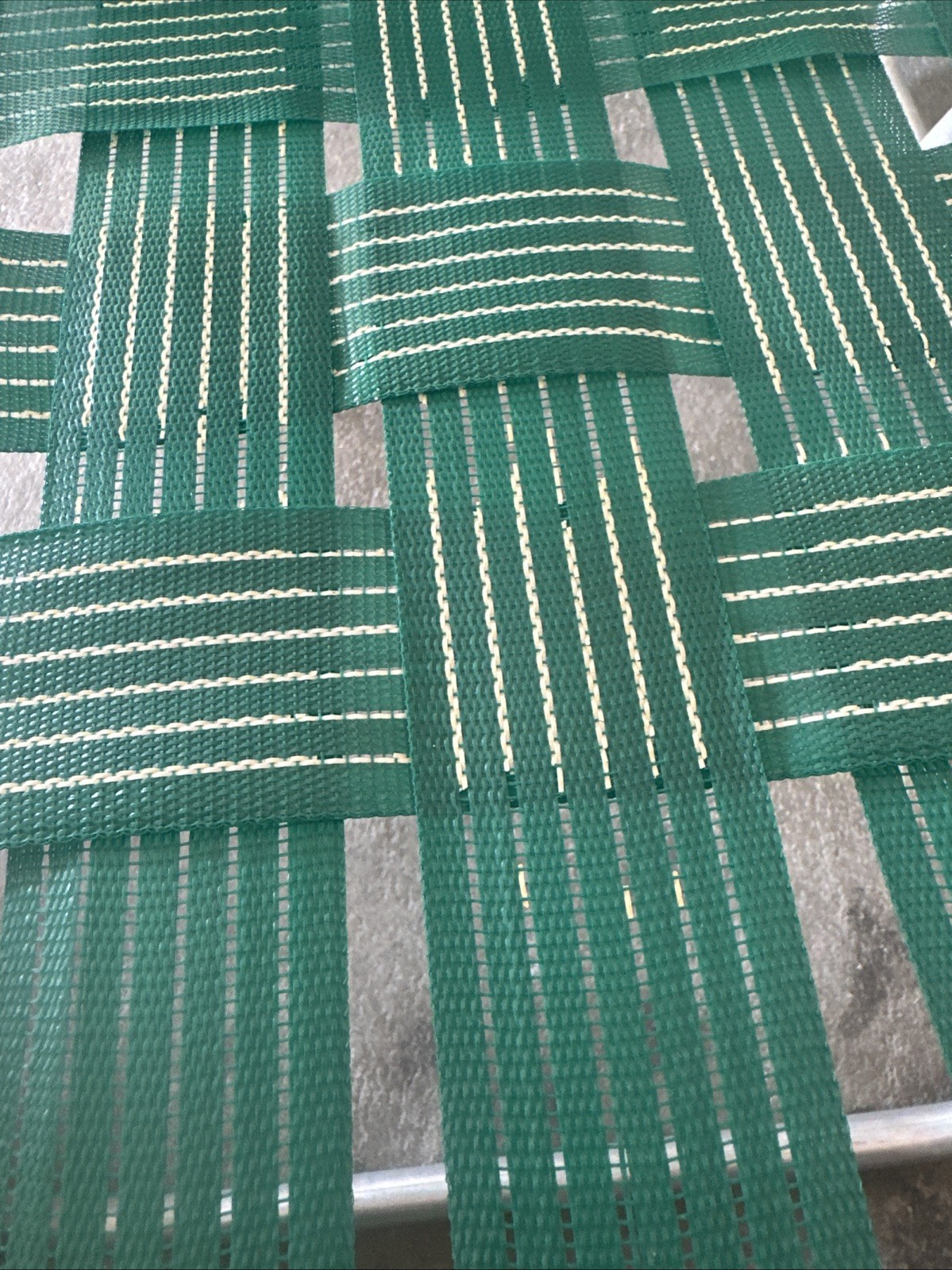 Vintage Folding Aluminum Lawn Chairs (2) Green And White